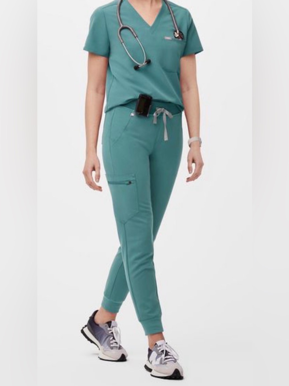 FIGS Zamora Jogger Scrub Pants - Hydrogreen